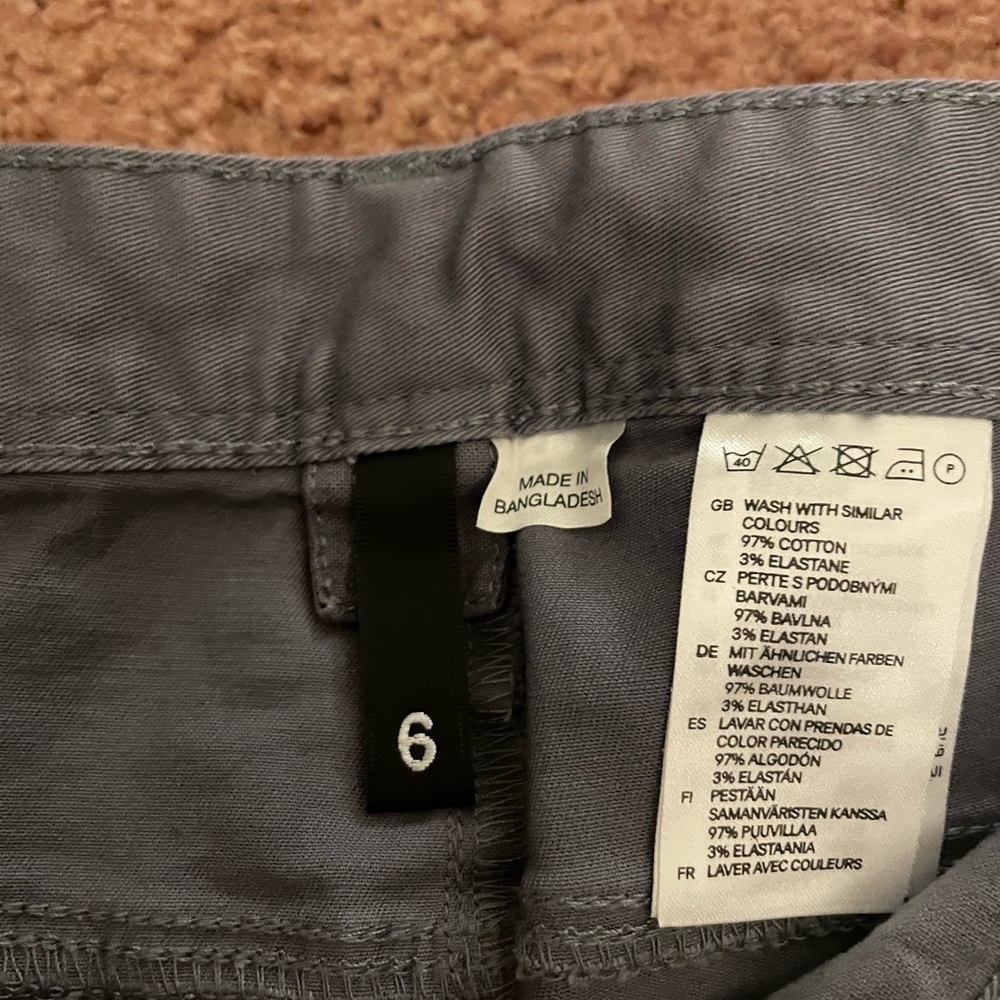 H&M Pants - Picture 2 of 3